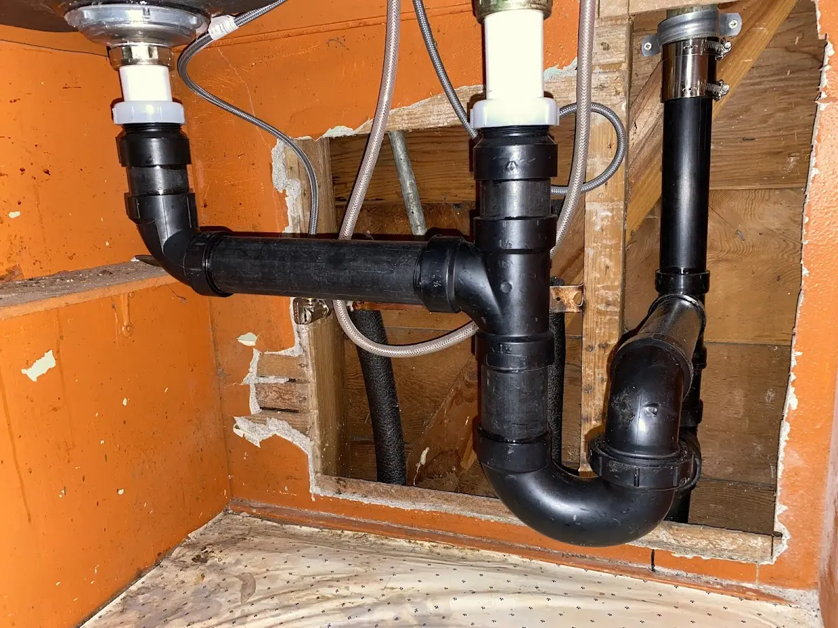 Professional Pipe Bursting equipment and tools on the job in Amherst
